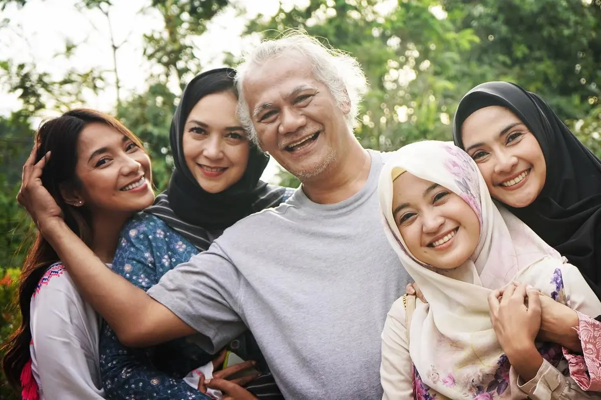 Jelang Ramadhan, Ini 6 Potret Pemain Sinetron Para Pencari Tuhan Jilid 15