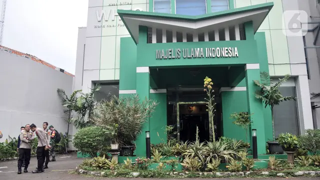 Penjagaan Ketat Kantor MUI Pusat Pasca Insiden Penembakan