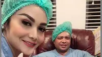 Temani Suami Operasi, Benda di Jari Krisdayanti Bikin Salah Fokus