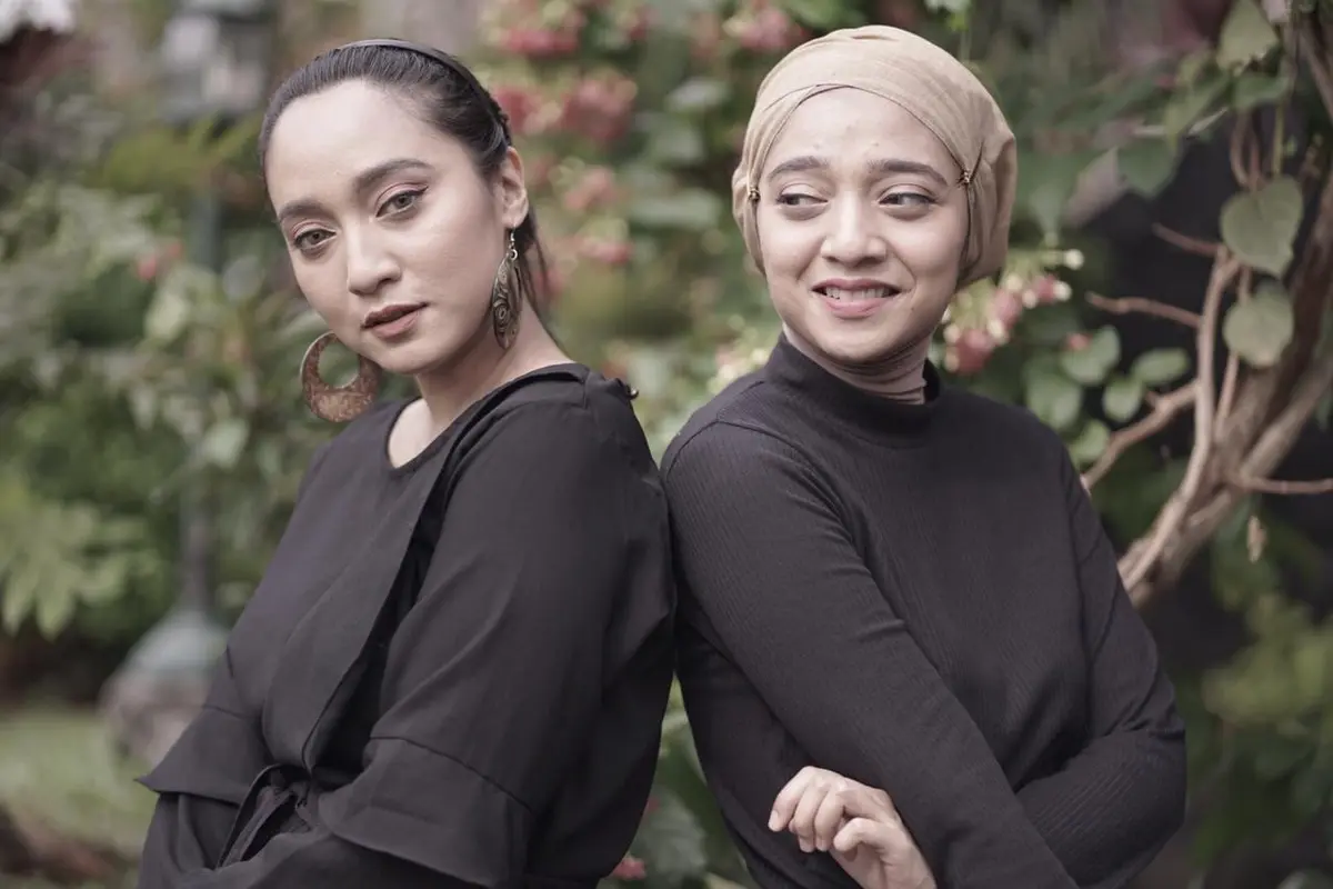 Bella Fawzi dan Chiki Fawzi