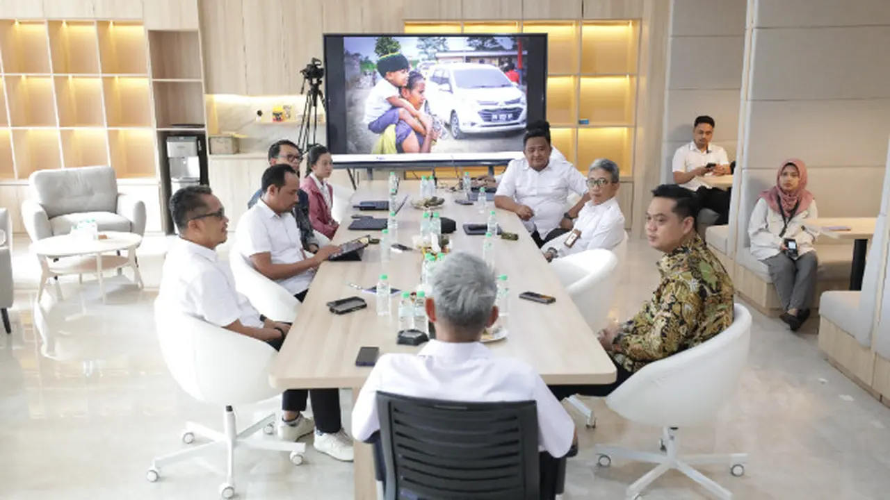 Wamensos Ajak Bupati Jepara Sinergi Bangun Sekolah Rakyat dan Validasi Data PBI JK