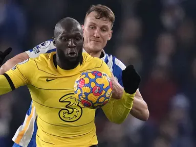 Chelsea gagal memetik kemenangan usai bertamu ke markas Brighton pada laga lanjutan Liga Inggris 2021/2022. Hal tersebut membuat The Blues gagal mengkudeta posisi kedua klasemen dari Liverpool. (AP/Matt Dunham)