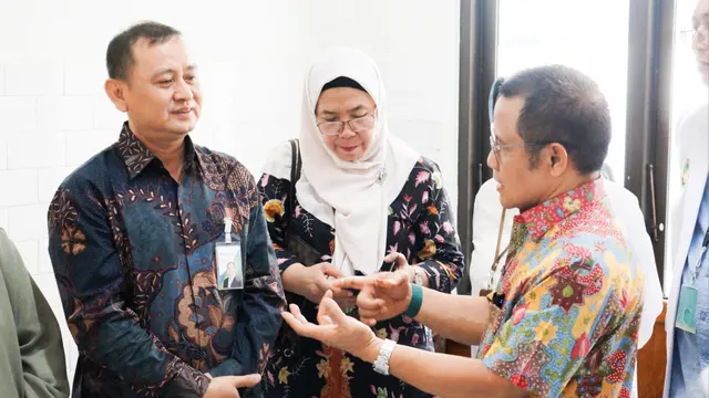 Muhaimin Pastikan Perlindungan BPJS Ketenagakerjaan Optimal usai Tinjau Korban Kecelakaan Kerja