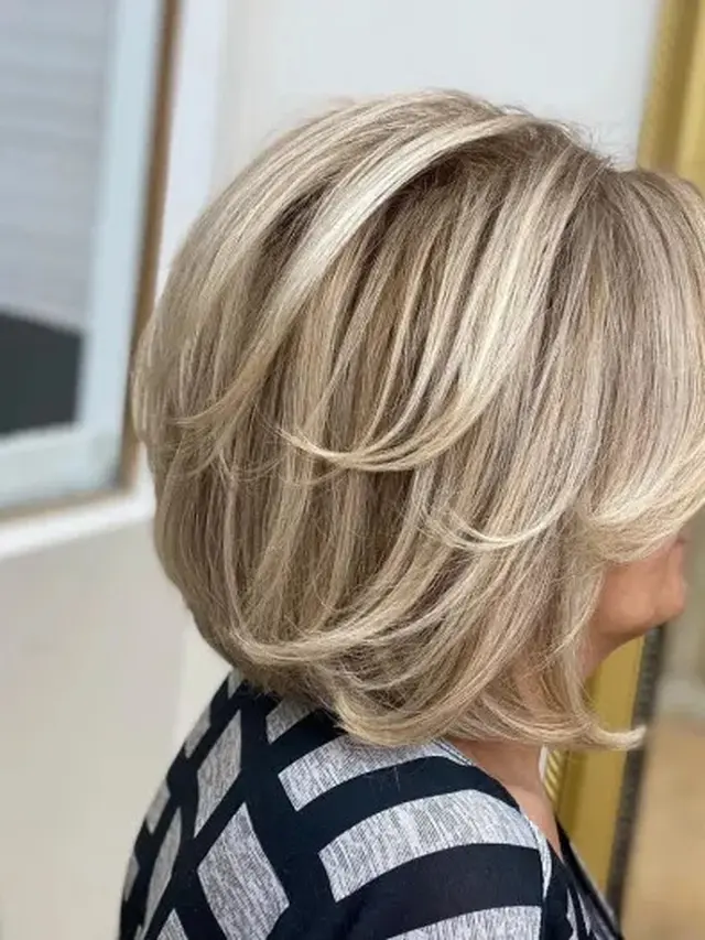 Model Rambut Wanita Usia 50-an