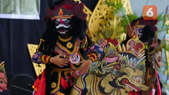Serunya para siswa SD mengikuto lomba tari Jaranan Buto Banyuwangi (Hermawan Arifianto/Liputan6.com)