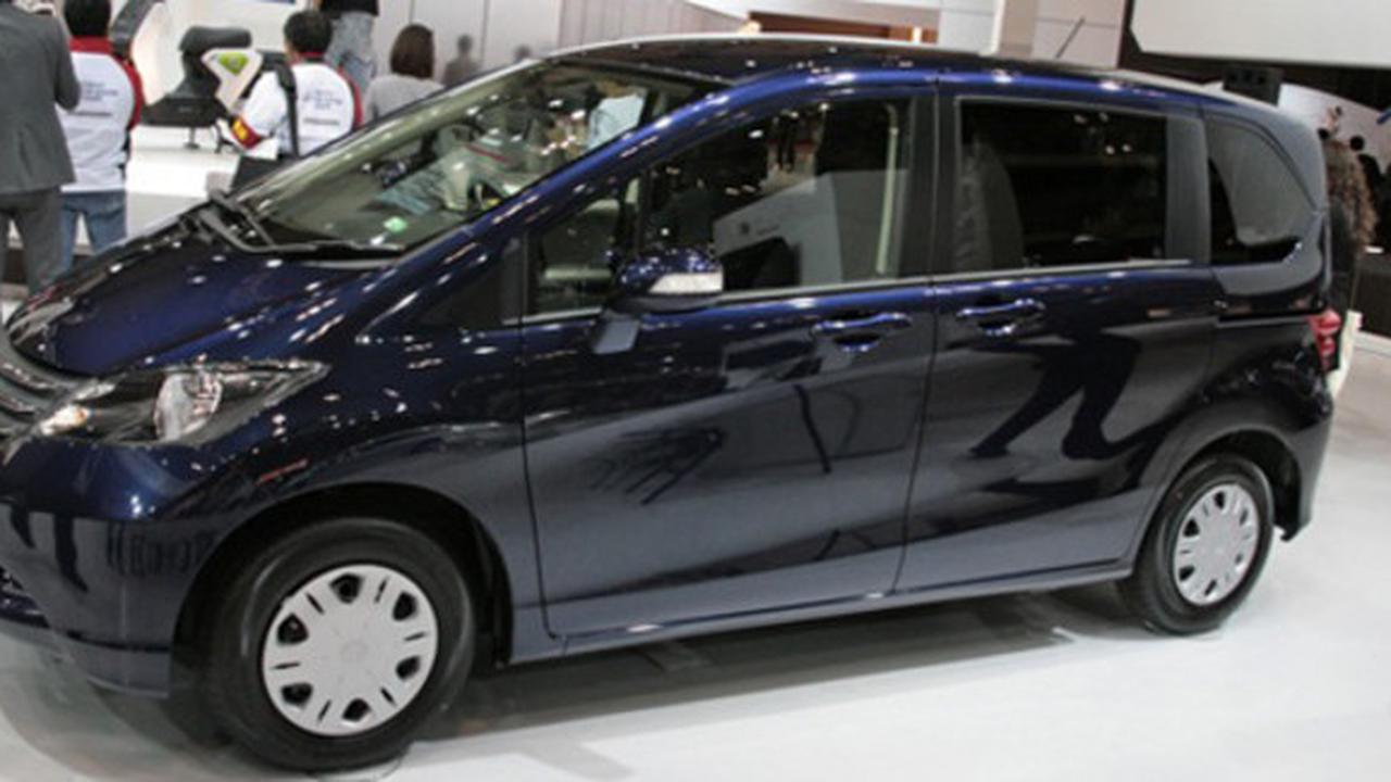 Honda Freed (Autoblog)