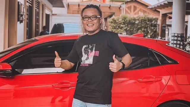 Berniat Dijual Semua, Ini 6 Potret Koleksi Mobil Mewah Sule