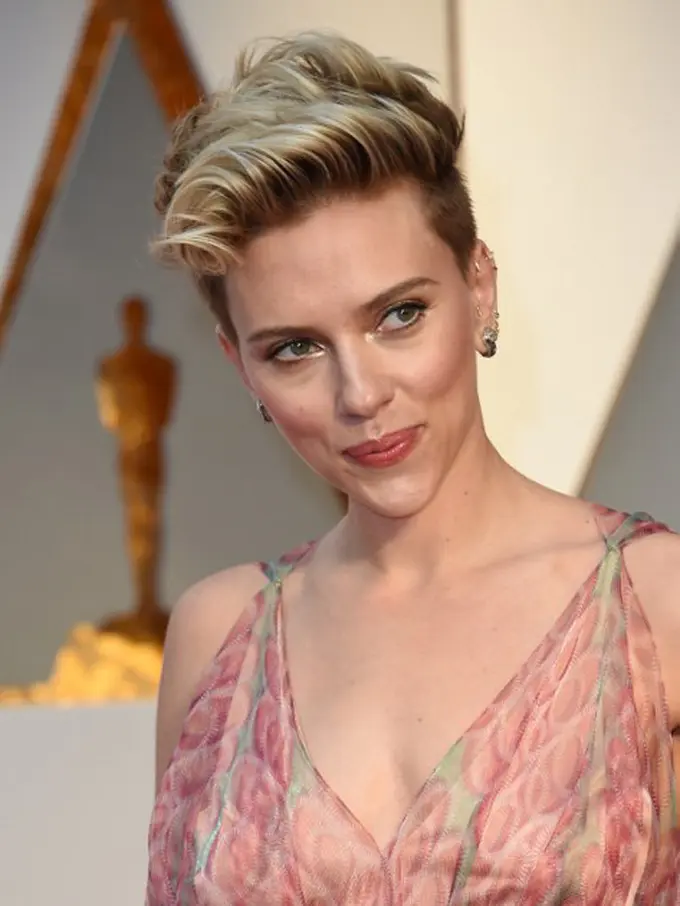 Rumah Scarlett Johansson jadi pilihan tepat untuk menikmati musim panas. (Foto: AFP)