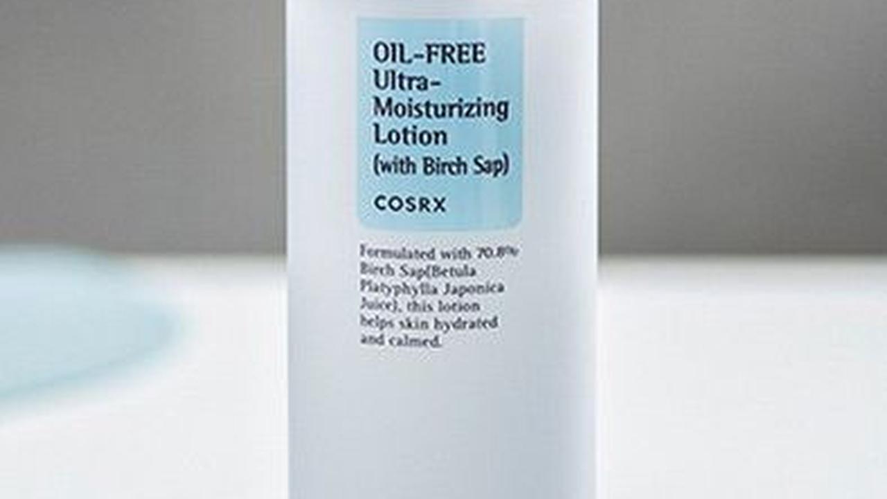 12. COSRX Oil Free Ultra Moisturizing Lotion