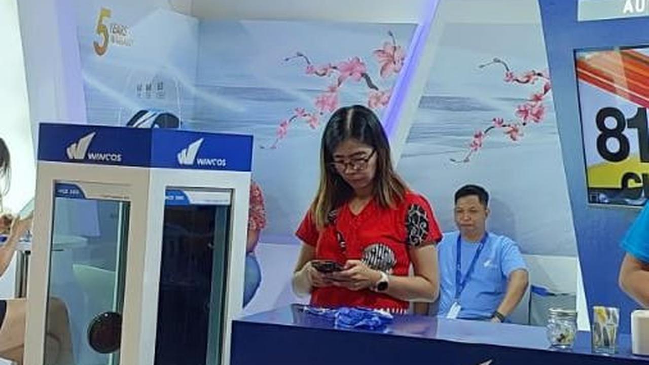 Kaca Film yang disebutkan dalam spesifikasi