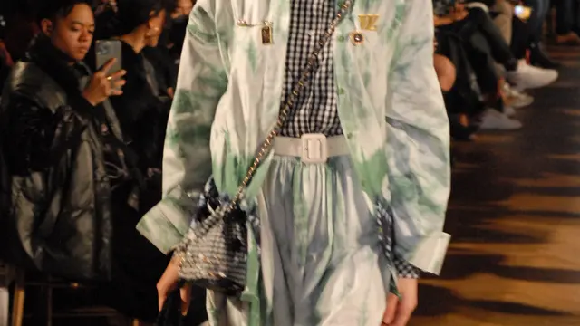 Melihat Deretan Produk Lokal Asal Banjarbaru Tampil Fashion Show di Paris