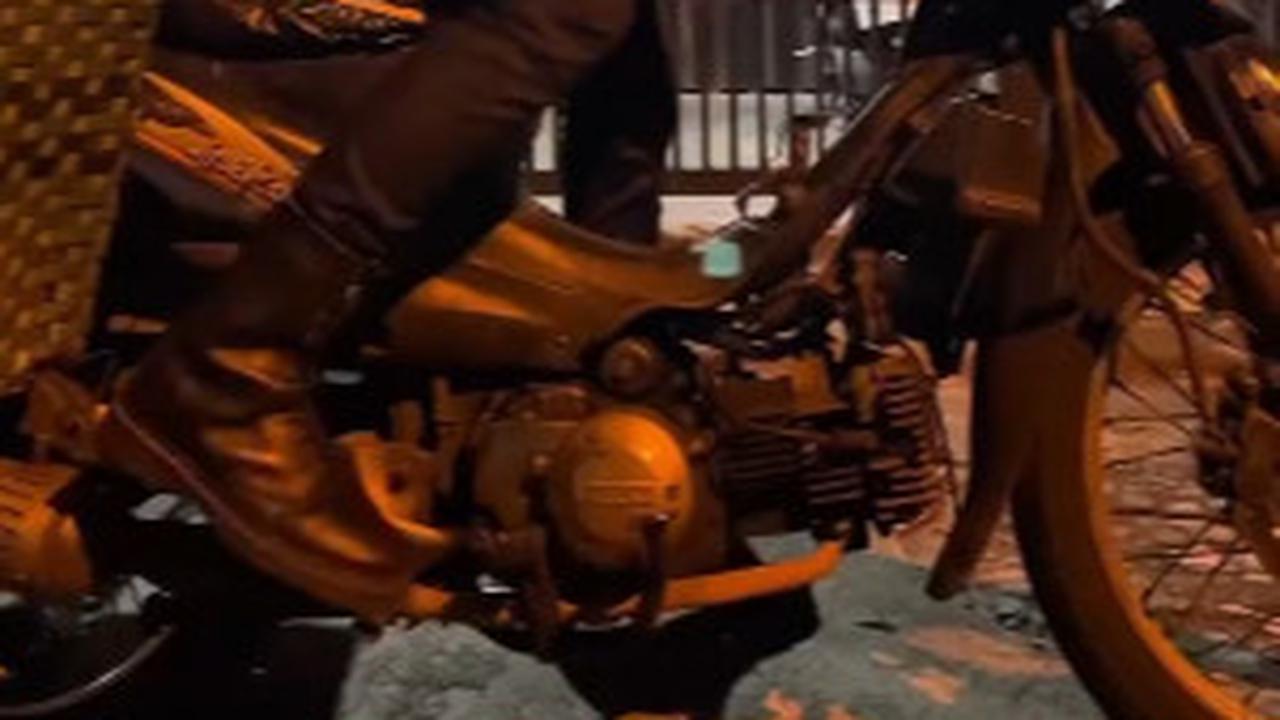 Anak Punk Jualan Sayur di Toko Pinggir Jalan Subuh-subuh Belanja ke Pasar Tradisional