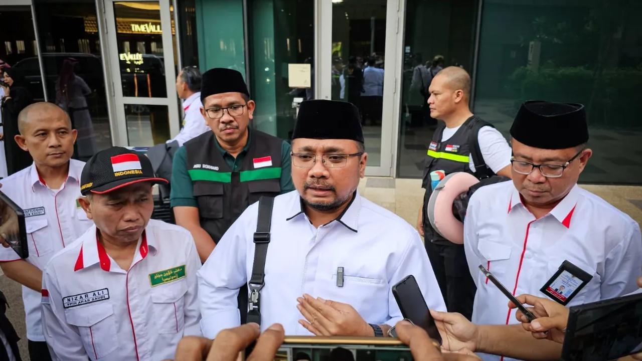 Yaqut mengatakan, PKB memiliki aturan dalam memanggil kader jika salah. Yaqut mempertanyakan pernyataannya yang dinilai melanggar aturan tersebut.<br>