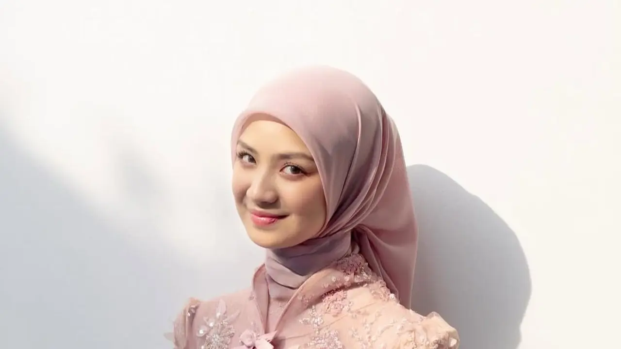 Inspirasi Hijab ala Nashwa Zahira yang Stylish dan Praktis untuk Halal Bihalal (Instagram/@nashwaaaz)