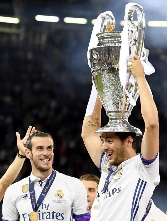 Pada musim lalu, pemain bernomor punggung 21 ini berhasil mencetak 15 gol dan membawa Real Madrid menjuarai La Liga dan Liga Champions. (EPA/Andy Rain)