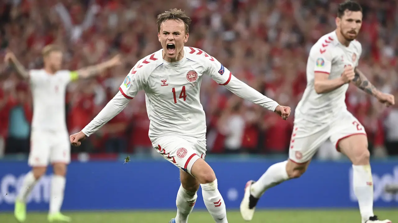 Piala Eropa 2020 Rusia melawan Denmark
