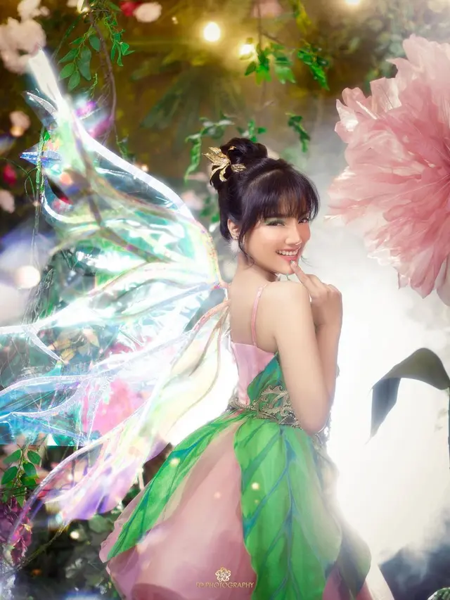 Photoshoot Fuji jadi Tinker Bell (Foto: Instagram fdphotography90 / fuji_an)
