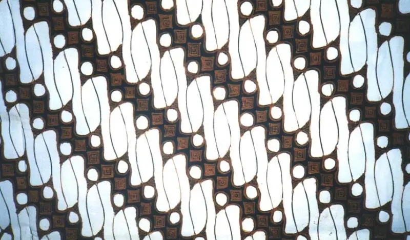 Motif Parang Rusak | via: pinterest.com