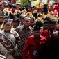 Ketua Umum Partai Gerindra Prabowo Subianto (dua kiri) saat menghadiri Kongres V PDIP di Bali, Kamis (8/8/2019). Prabowo ditemani Waketum Gerindra Edhy Prabowo dan Sugiono saat menghadiri Kongres PDIP. (Liputan6.com/JohanTallo)