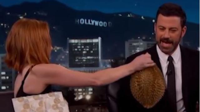 Aktris Hollywood Jessica Chastain ternyata menyukai buah durian