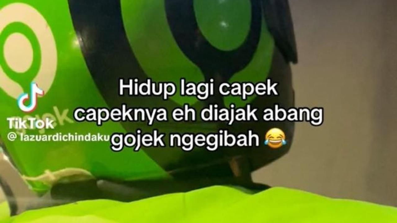 Baru-baru ini viral video yang diunggah oleh akun TikTok @lazuardichindaku.<br><br>Dalam videonya, ia mengunggah momen saat dirinya terlibat percakapan dengan seorang pengemudi ojek online (ojol).