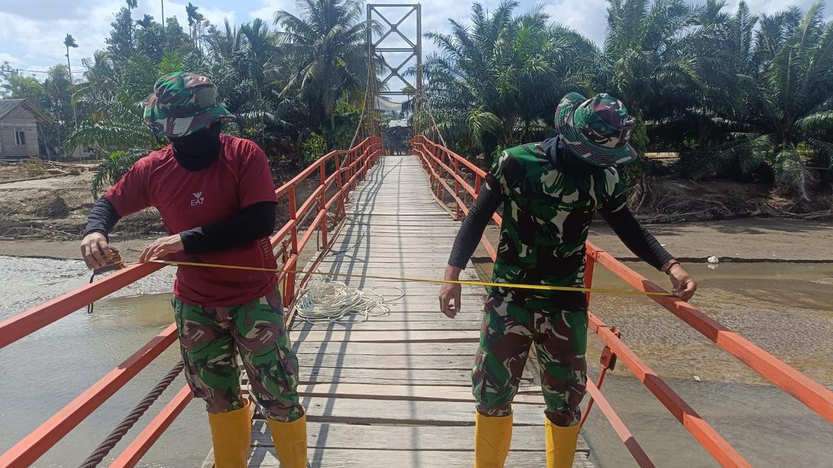 TNI Bangun 15 Jembatan Perintis di Aceh, Buka Akses Desa Pascabanjir Bandang