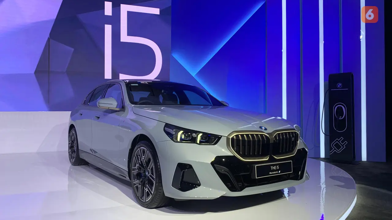 BMW i5 eDrive40 M Sport di Indonesia