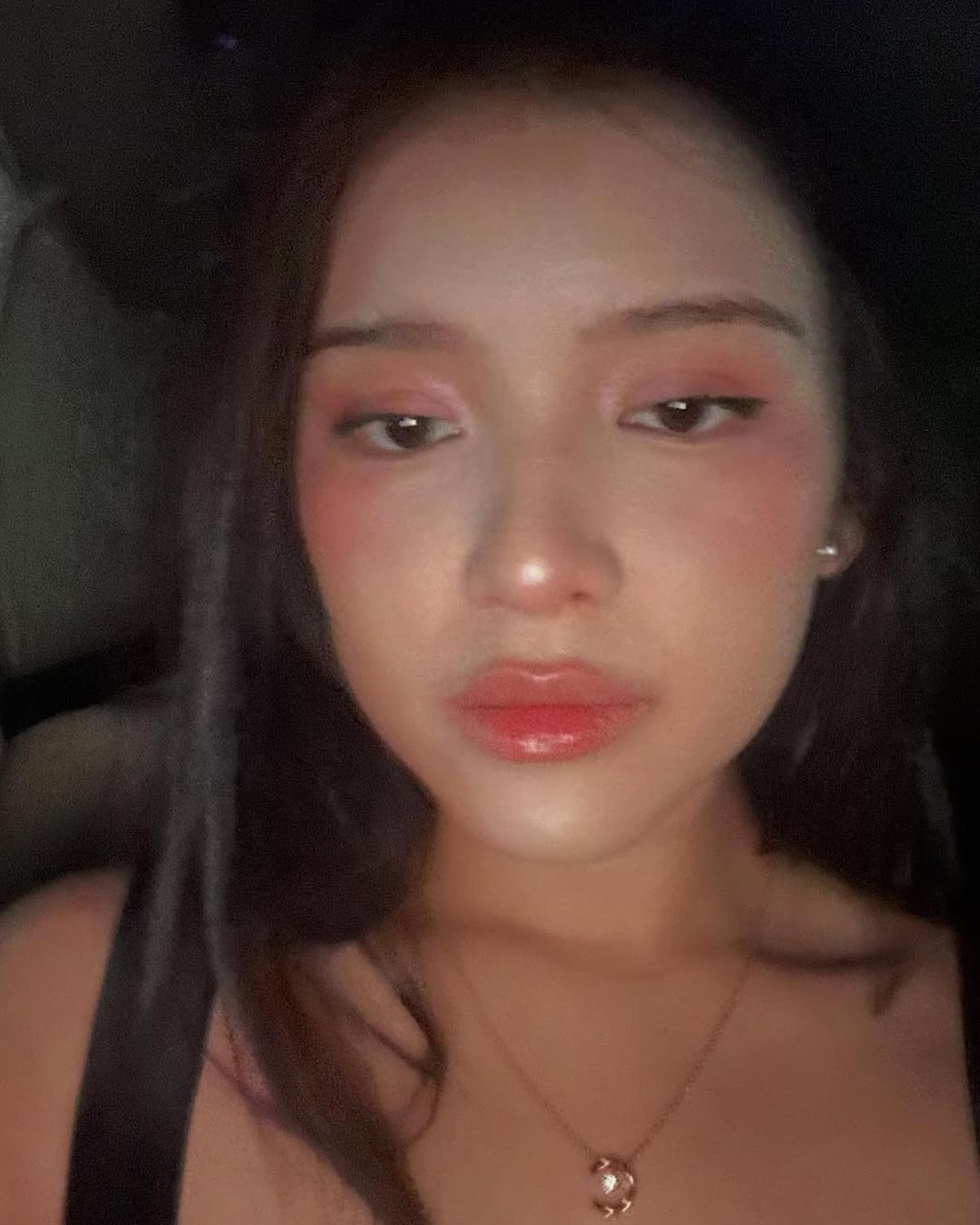 Tetap Dipuji Cantik, Tiara Andini Iseng Upload Foto Makeup Menor - Terlihat Tidak Merata