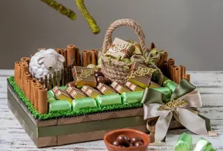 Kue kering dan parsel lebaran menjadi peluang bisnis populer mendekat Hari Raya. (Foto: Freepik/KamranAydinov)