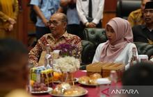 Bupati Bogor Apresiasi Tokoh Inspiratif dengan Hadiah Umroh dan Kaki Palsu: Kisah Rudy Manggala dan Ayya Susi