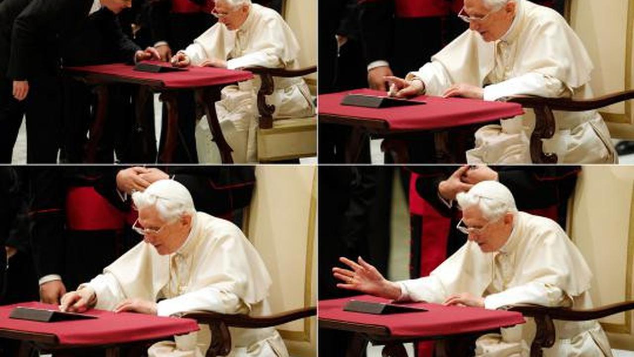 Paus Benediktus XVI main iPad