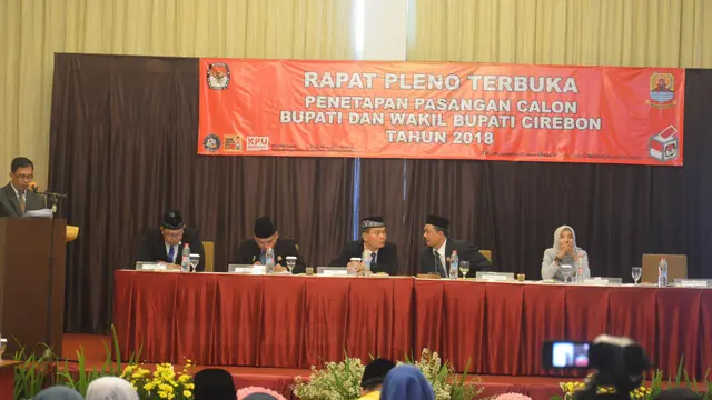 Ketatnya Penjagaan Rapat Pleno Terbuka Pilkada di Cirebon