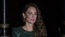 Kate Middleton, Duchess of Cambridge tiba menghadiri Royal Variety Performance di Royal Albert Hall, London, Kamis (18/11/2021). Kate mengenakan gaun hijau panjang Jenny Packham yang indah dan suaminya mengenakan tuksedo. (AFP/Justin Tallis)