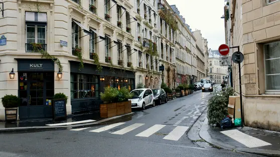 Deretan Butik Brand Mewah di Lokasi Demo Paris dan Milan, Louis Vuitton hingga Prada