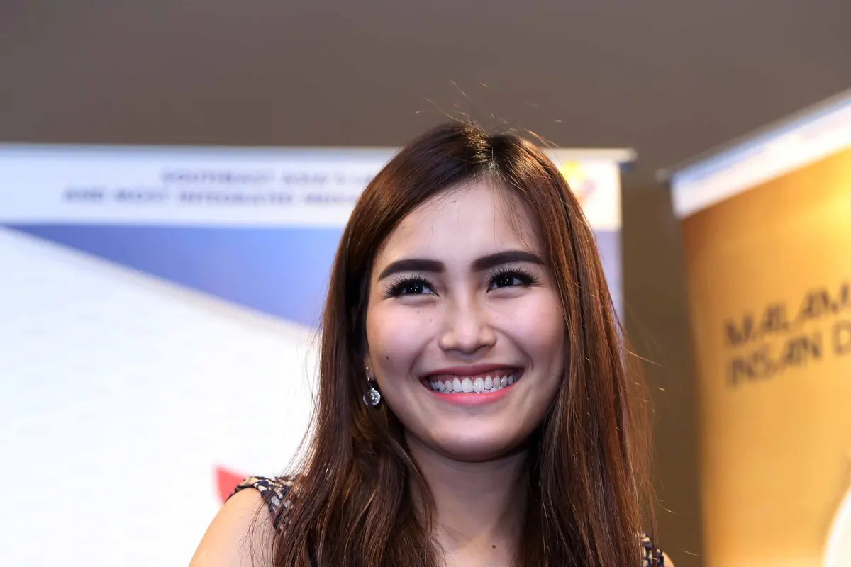 [Bintang] Ayu Ting Ting