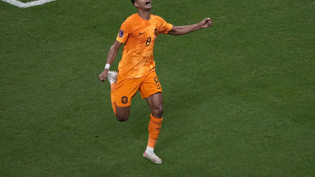 Selebrasi pemain Belanda Cody Gakpo saat melawan Qatar di laga pamungkas Grup A Piala Dunia 2022