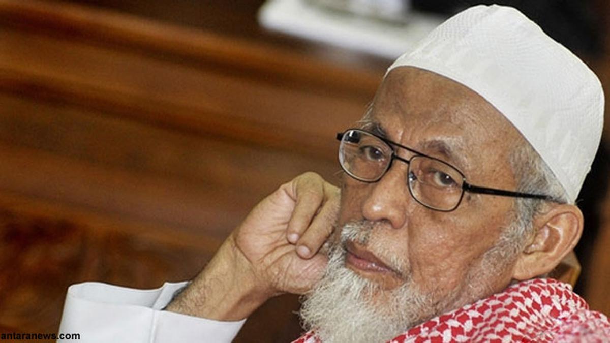 Pertimbangan Kemanusiaan, Abu Bakar Ba'asyir Pindah Lapas - News ...