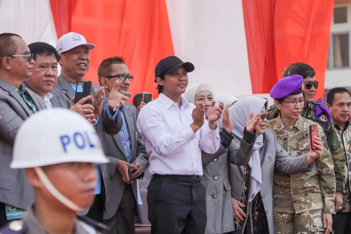 Di hadapan ribuan Taruna STPN dan Kapti-Agraria, Wakil Menteri ATR/BPN Raja Juli Antoni menjadi pembina upacara dalam kegiatan Apel Akbar di Sekolah Tinggi Pertanahan Nasional (STPN), Kota Yogyakarta, Sabtu (25/02/2023) (Istimewa)