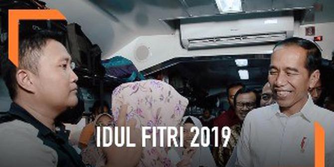 VIDEO: Di Stasiun Kereta, Jokowi Ucapkan Selamat Idul Fitri
