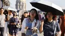 Sementara, para ilmuwan menyebut emisi gas rumah kaca dari pembakaran fosil sebagai penyebab utama perubahan iklim. (Ludovic MARIN/AFP)