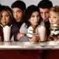 Bintang Serial Friends: Courteney Cox, Lisa Kudrow, Jennifer Aniston, Matt LeBlanc, Matthew Perry, dan David Schwimmer. Foto: mic.com