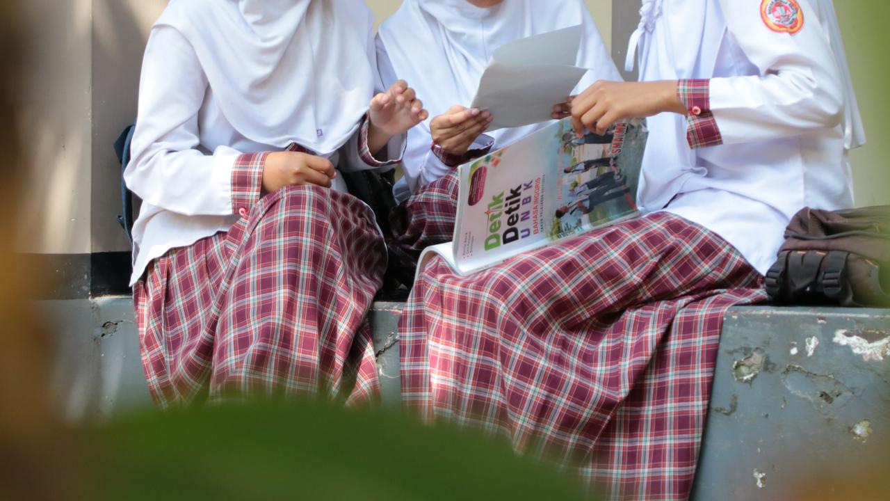 Ilustrasi siswa, anak sekolah, SMP