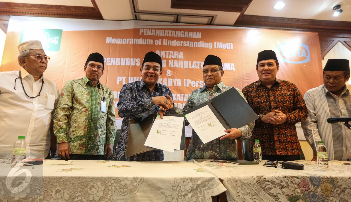 MoU antara PBNU dan PT. Wijaya Karya (Wika) untuk menjalin komitmen dan kerjasama dalam meningkatkan fasilitas dan layanan kesehatan dan masyarakat khususnya di lingkungan Nahdatul Ulama, Jakarta, Jumat (6/1). (Liputan6.com/Faizal Fanani)