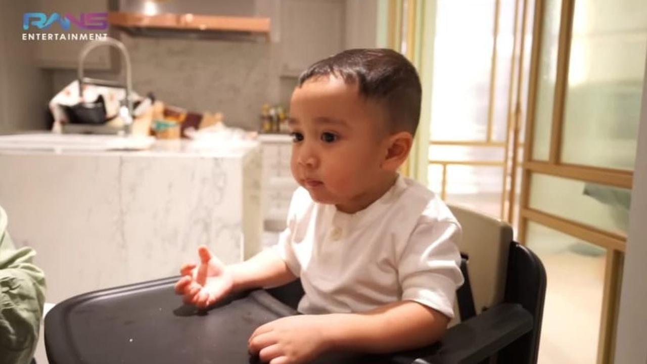 Sus Rini ke Rayyanza: Ade Anak Sultan Jangan Sering-sering Makan Tahu