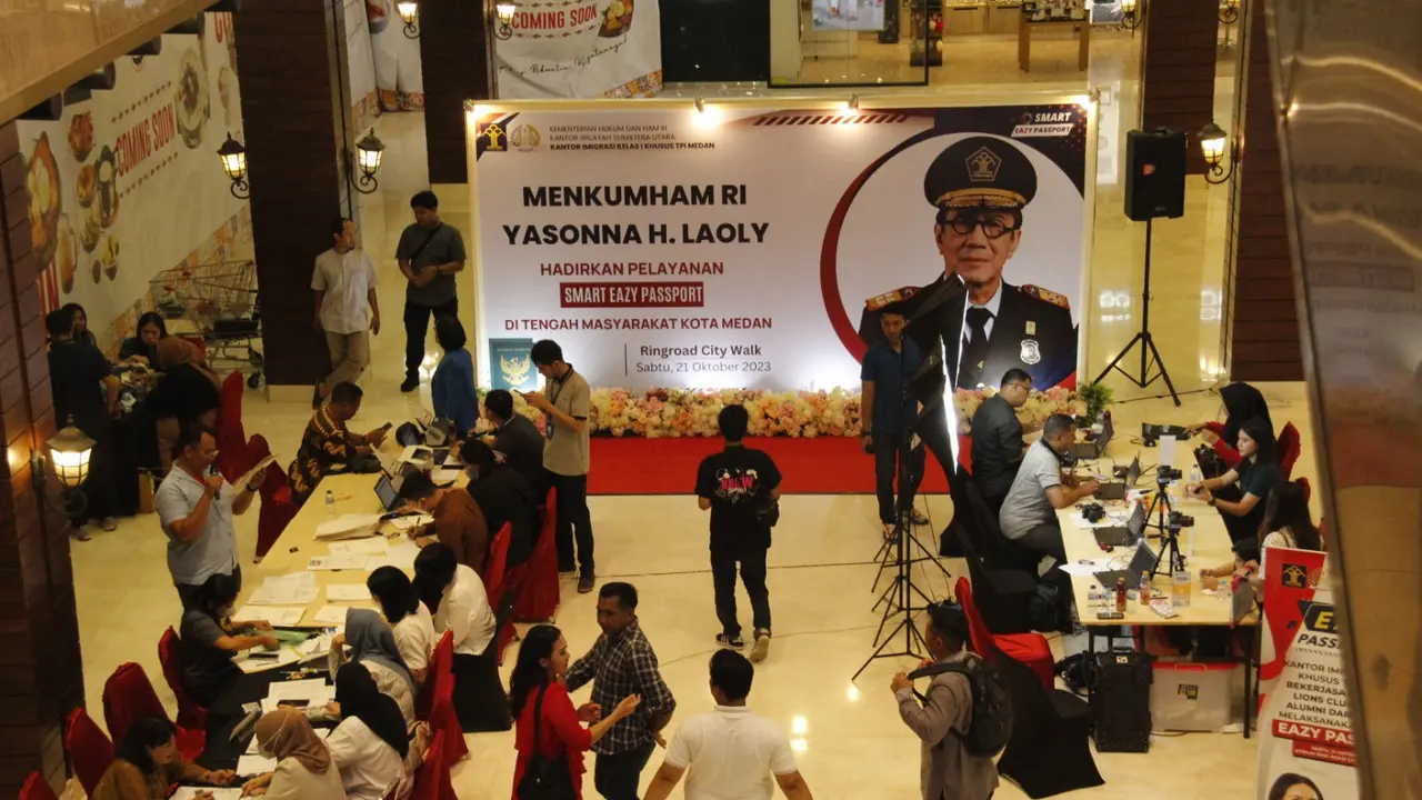 Layanan Smart Eazy Passport