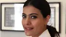 Banyak netizen yang terfokus akan pesona dari bintang Bollywood ini. Meski telah berusia 45 tahun, Kajol memiliki wajah yang tetap terlihat awet muda. (Liputan6.com/IG/@kajol)