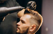 5 Gaya Rambut Taper Fade Rambut Pendek Pria untuk Style lebih Berani di 2025, Yuk Coba!