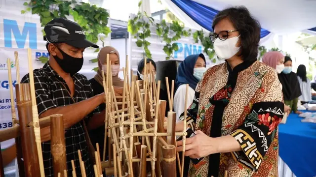 Program PNM Mekaar Diapresiasi Deputi Bidang Kesetaraan Gender KPPPA