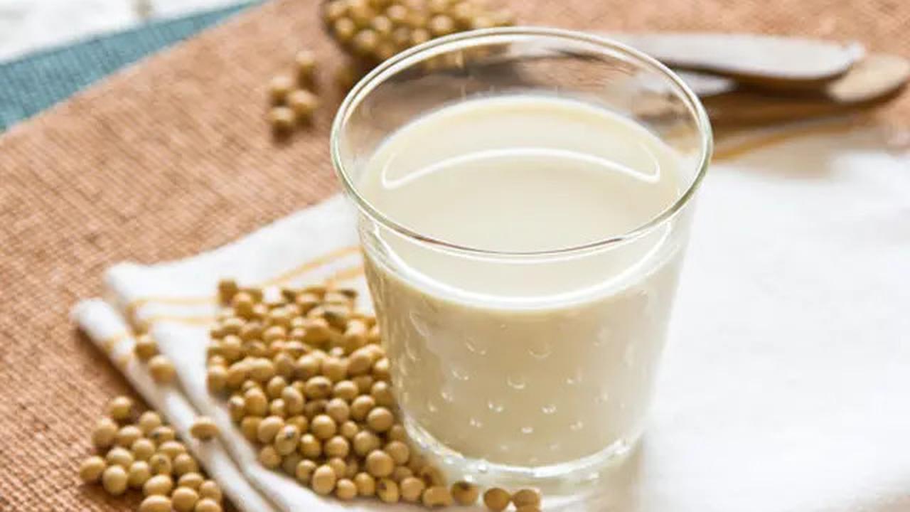 4 Rekomendasi Minuman yang Menyehatkan Ginjal, Jangan Lupa Dikonsumsi Rutin