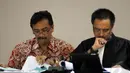Andi Mallarangeng mendengarkan keterangan saksi yang dihadirkan dalam persidangan di Pengadilan Tipikor, Jakarta, Senin (5/5/2014) (Liputan6.com/Miftahul Hayat).